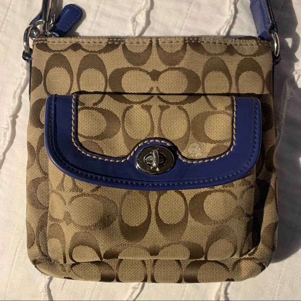 Coach Bag - Picture 2 of 5